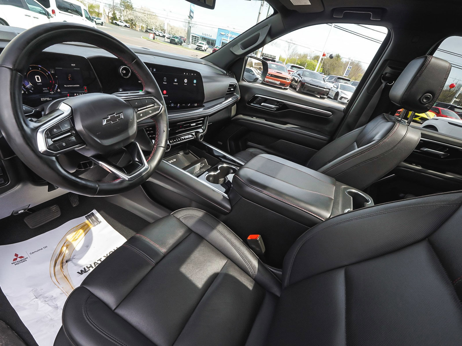 Used 2025 Chevrolet Tahoe RST w/ Comfort Package image 16