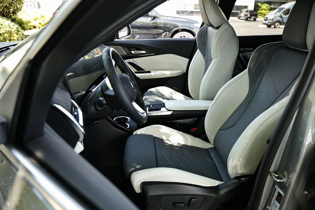 New 2026 BMW X1 xDrive28i w/ Convenience Package image 19