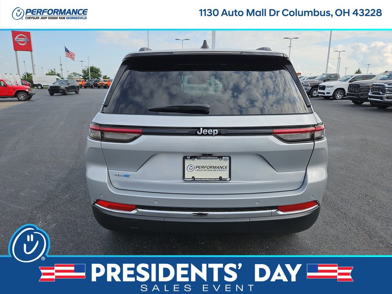 New 2024 Jeep Grand Cherokee Limited 4xe image 6