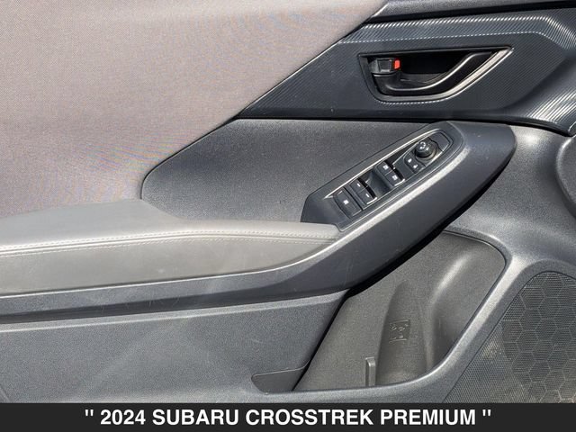 Used 2024 Subaru Crosstrek 2.0i Premium AWD/4WD image 10