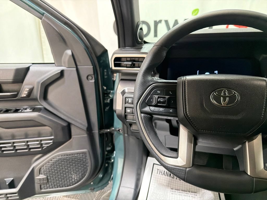 Used 2026 Toyota 4Runner TRD Off-Road Premium AWD/4WD image 24