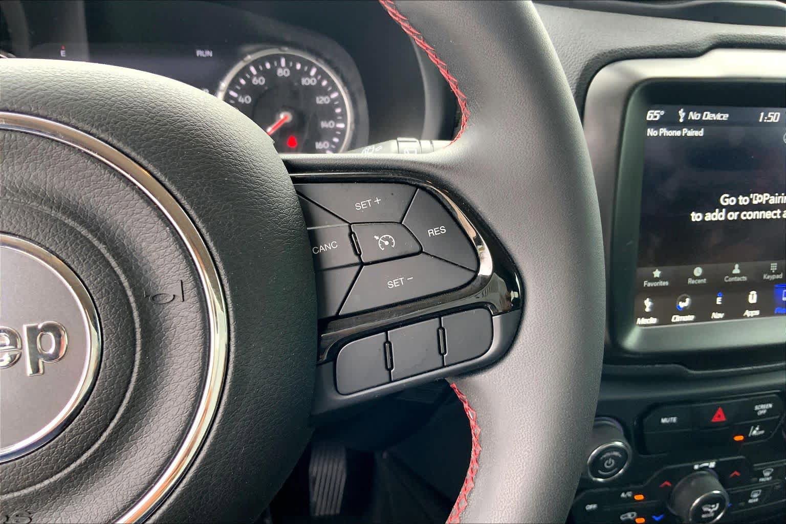 Used 2022 Jeep Renegade Latitude image 24