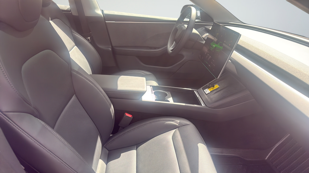 Used 2025 Tesla Model 3 Long Range RWD image 19