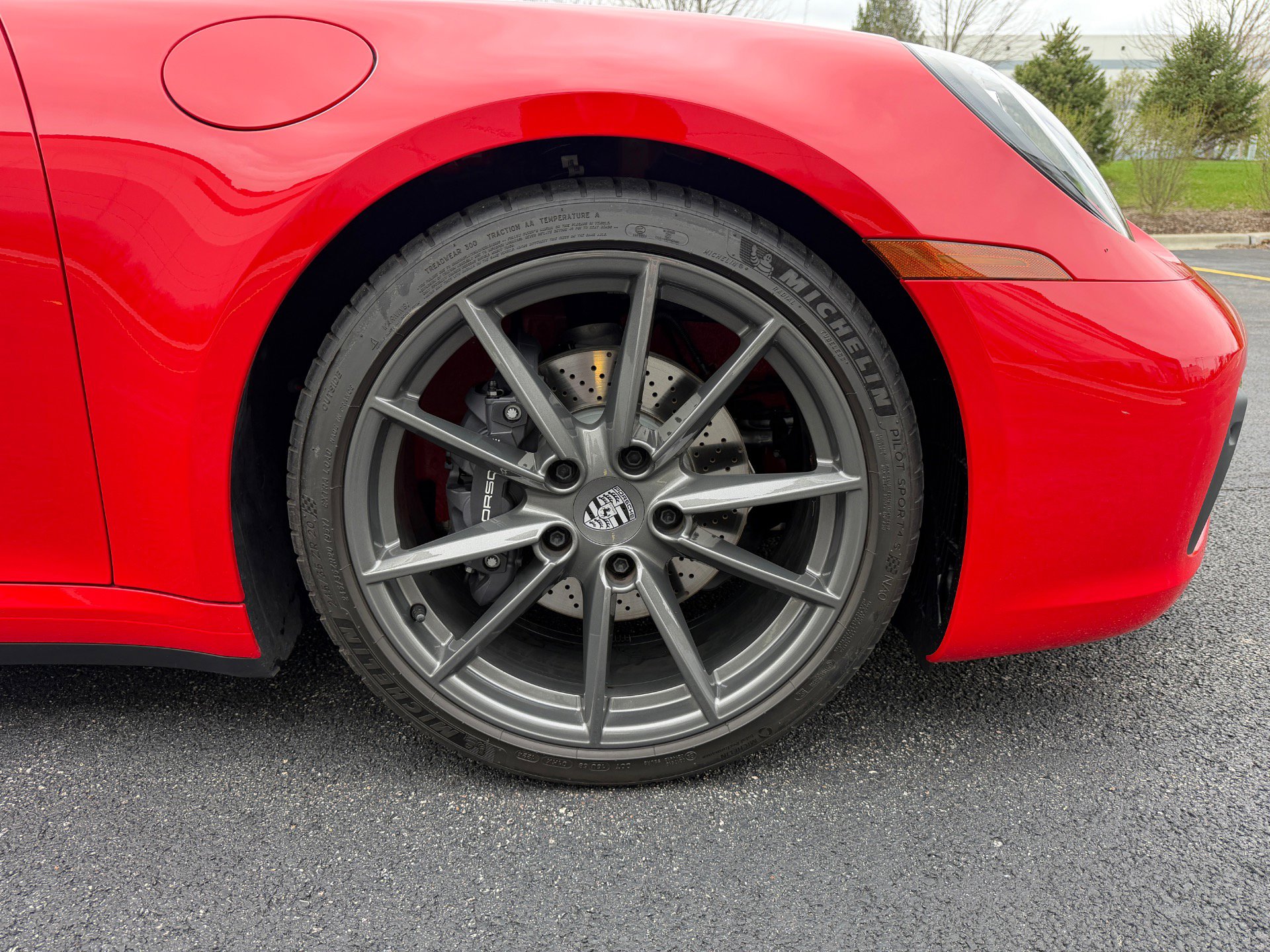 Used 2024 Porsche 911 Carrera T RWD image 34