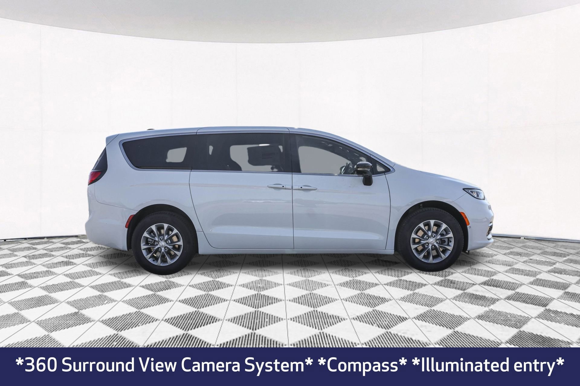 New 2026 Chrysler Pacifica Select AWD/4WD image 9