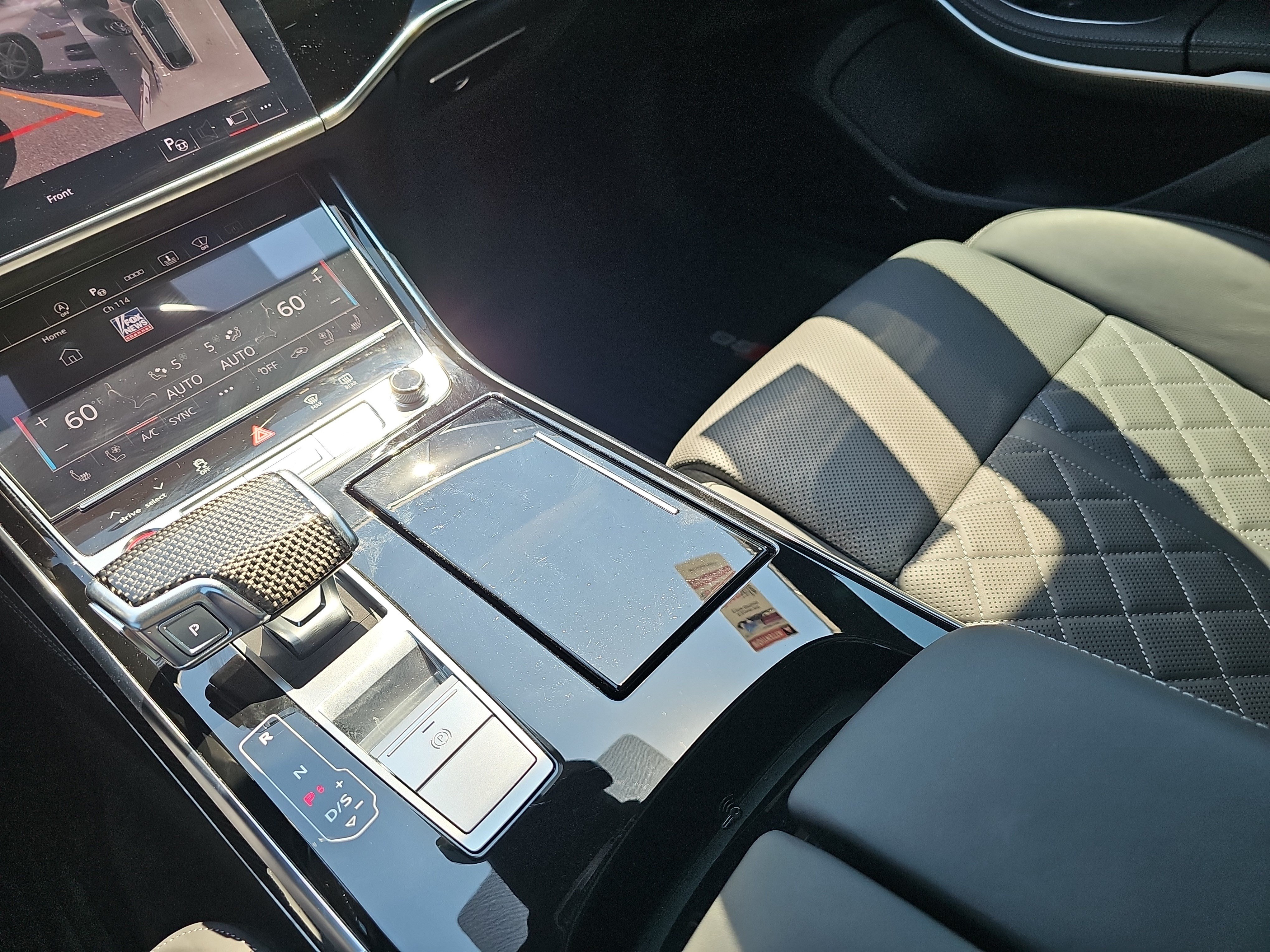 Used 2025 Audi S8 AWD/4WD image 26