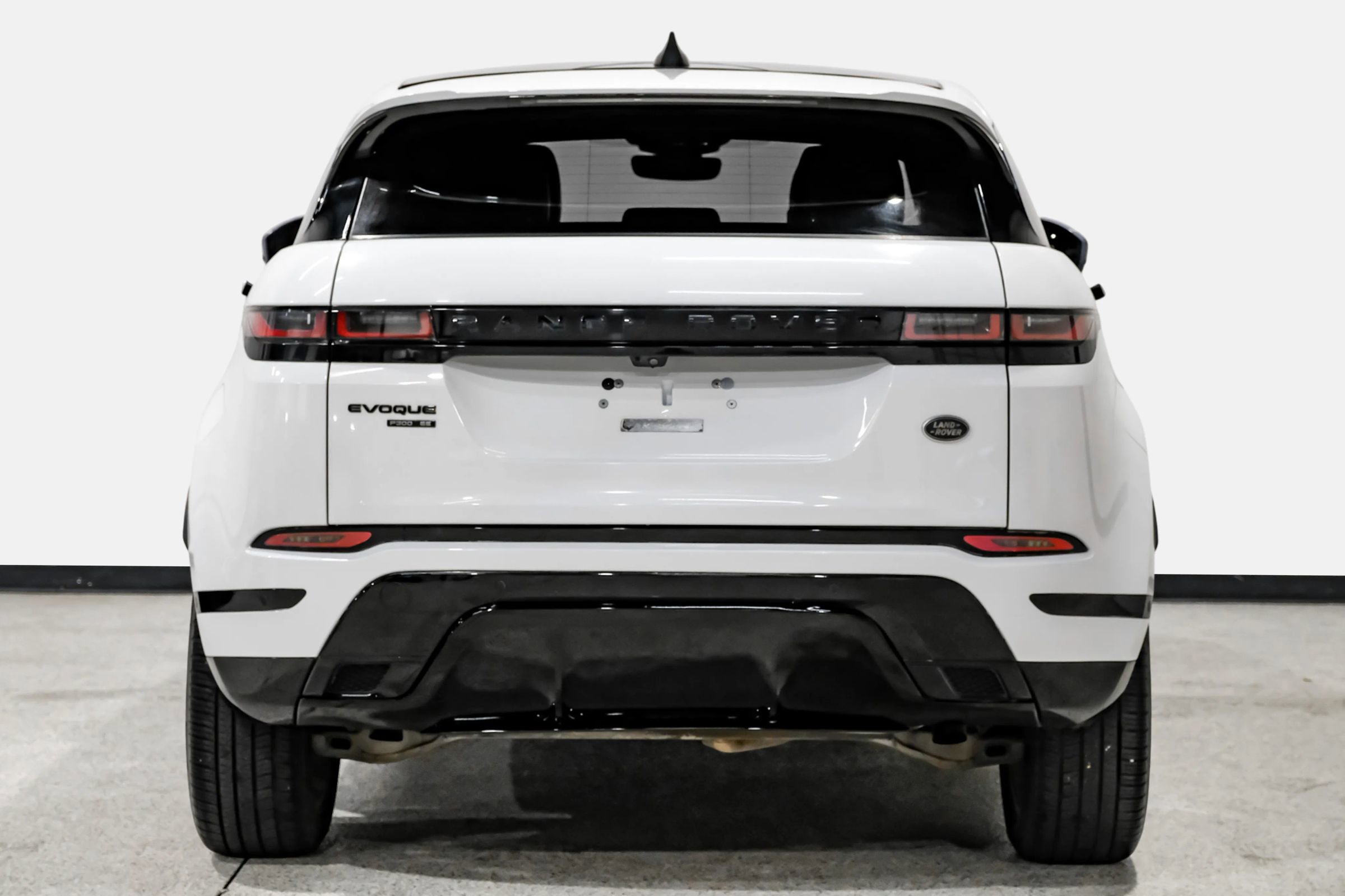 Used 2020 Land Rover Range Rover Evoque R-Dynamic SE image 7