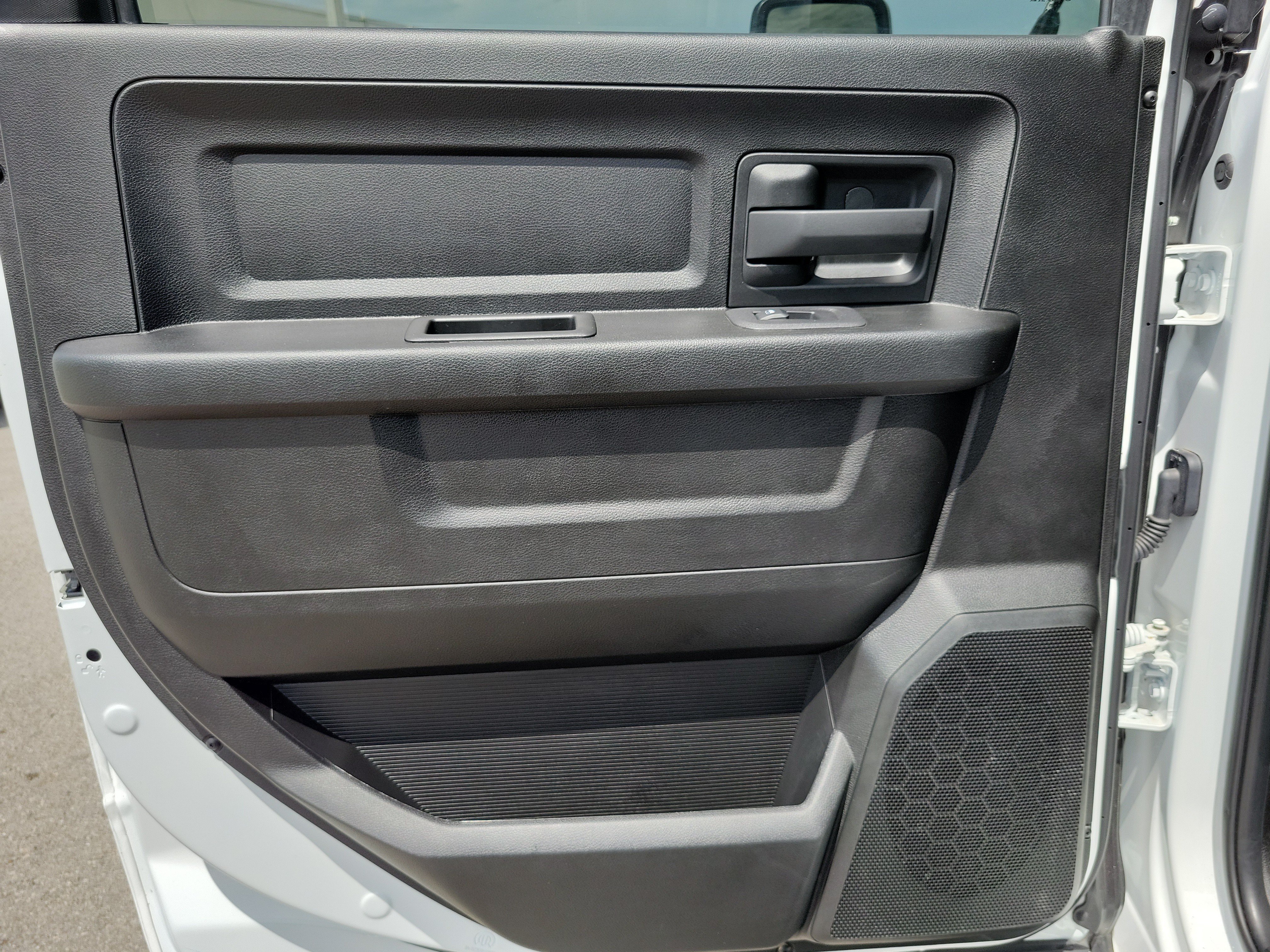 Used 2025 RAM 2500 Tradesman w/ Safety Group AWD/4WD image 25