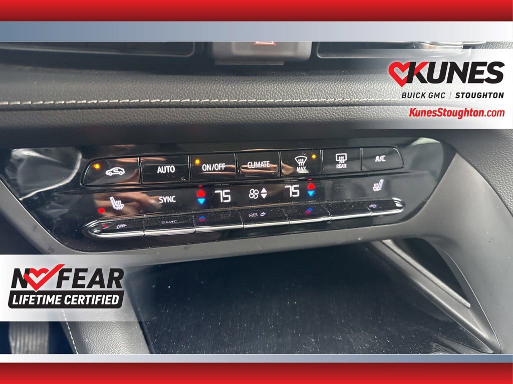 Used 2023 Buick Envision Essence image 28