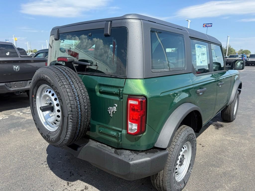 New 2025 Ford Bronco 4-Door AWD/4WD image 3