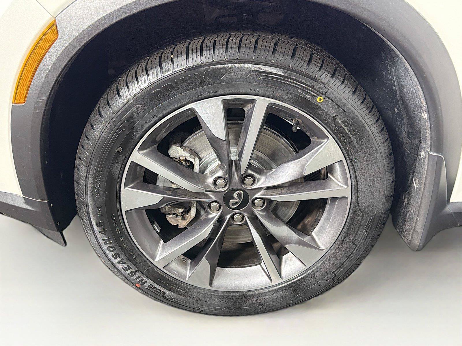 Used 2023 INFINITI QX60 Luxe w/ Cargo Package AWD/4WD image 34