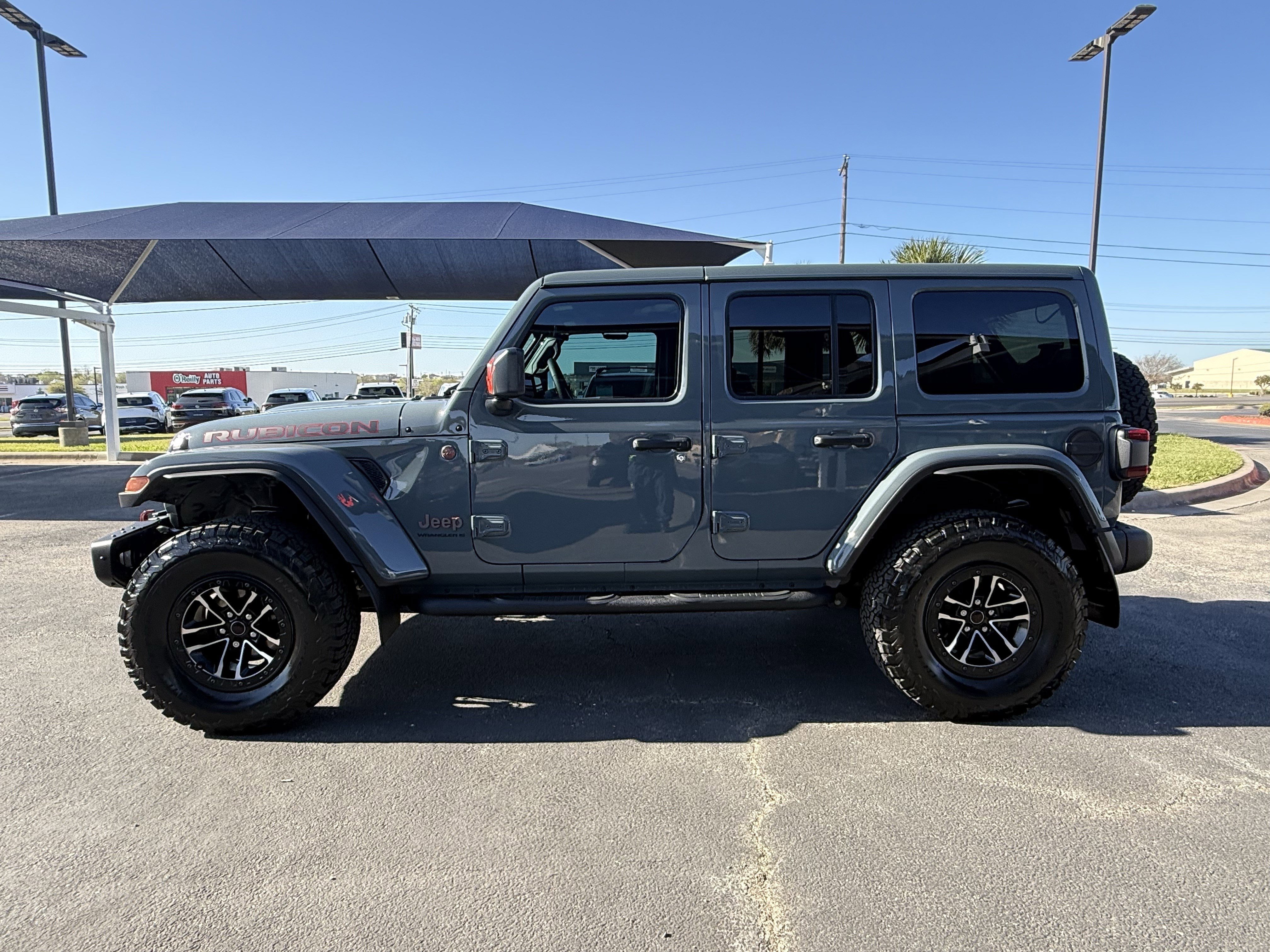 Used 2024 Jeep Wrangler Unlimited Rubicon image 4