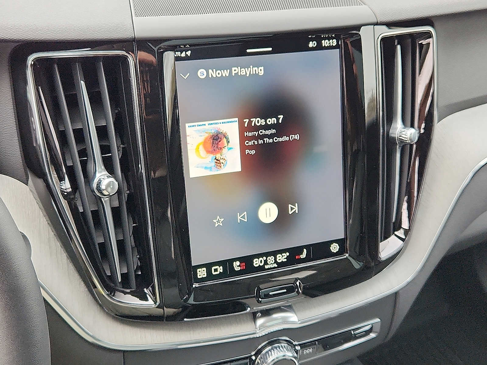 Used 2025 Volvo XC60 T8 Plus w/ Protection Package Premier image 15