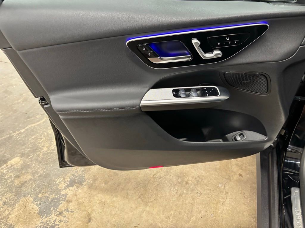 New 2026 Mercedes-Benz GLC 300 image 18