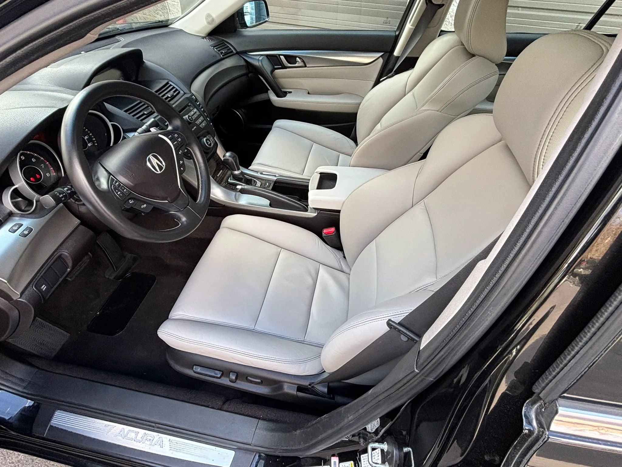 Used 2009 Acura TL SH-AWD image 20