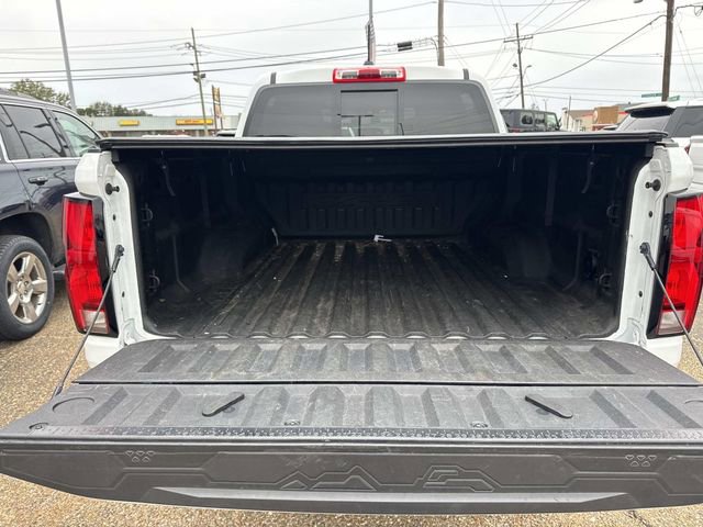 Used 2024 Chevrolet Colorado ZR2 w/ ZR2 Convenience Package III AWD/4WD image 10