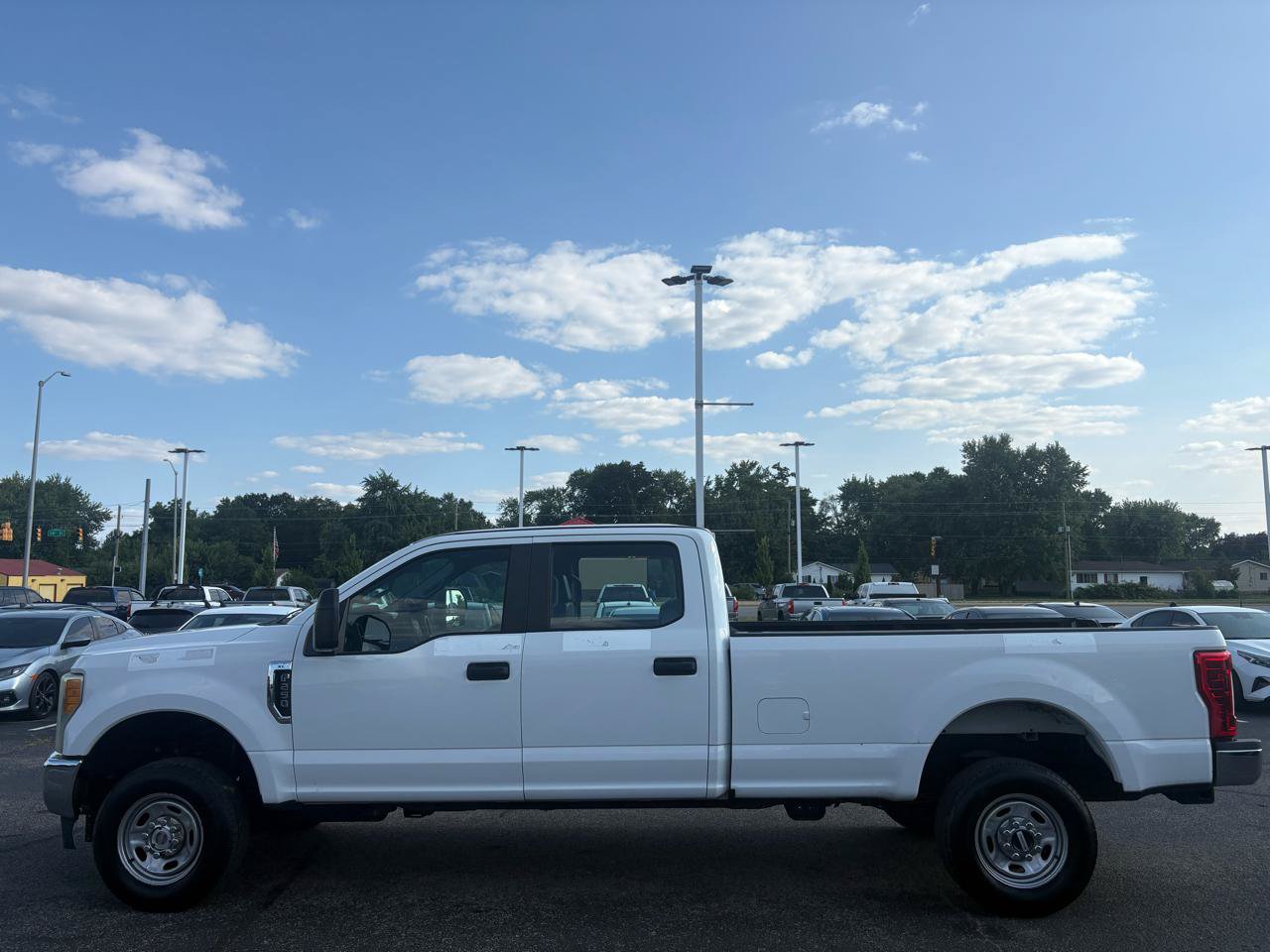 Used 2017 Ford F250 XL w/ XL Decor Group AWD/4WD image 16