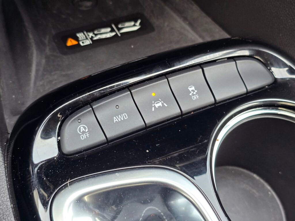 Used 2024 Buick Encore GX Avenir w/ Avenir Technology Package image 35