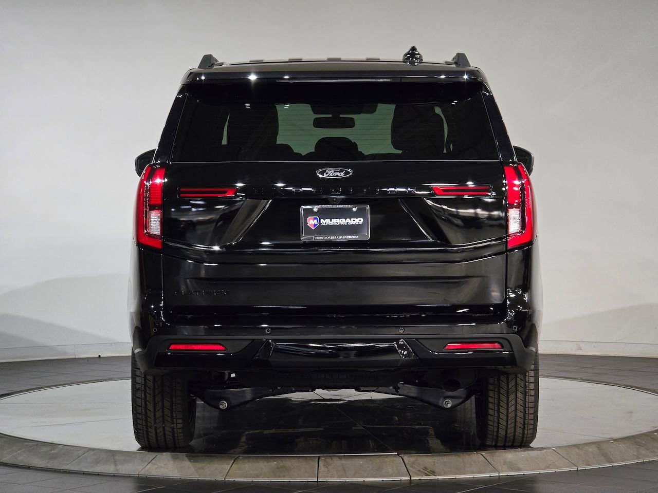 New 2025 Ford Expedition Platinum w/ Stealth Performance Package image 10