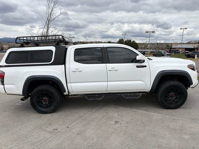 Used 2017 Toyota Tacoma TRD Pro AWD/4WD image 8