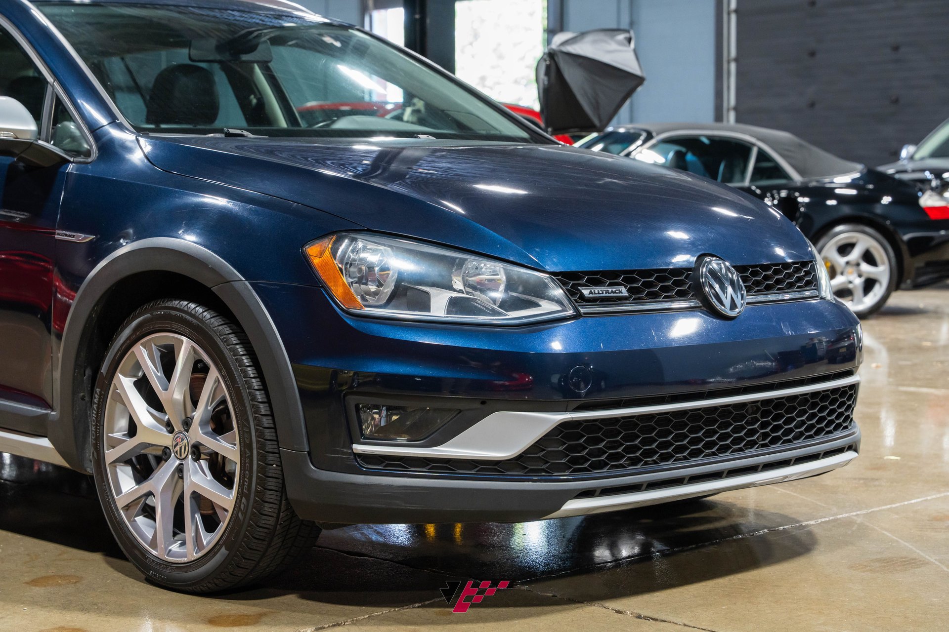 Used 2017 Volkswagen Golf Alltrack SEL AWD/4WD image 11