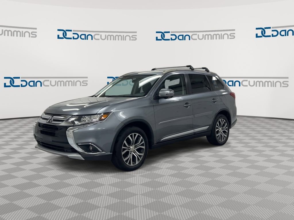 Used 2016 Mitsubishi Outlander SE image 4