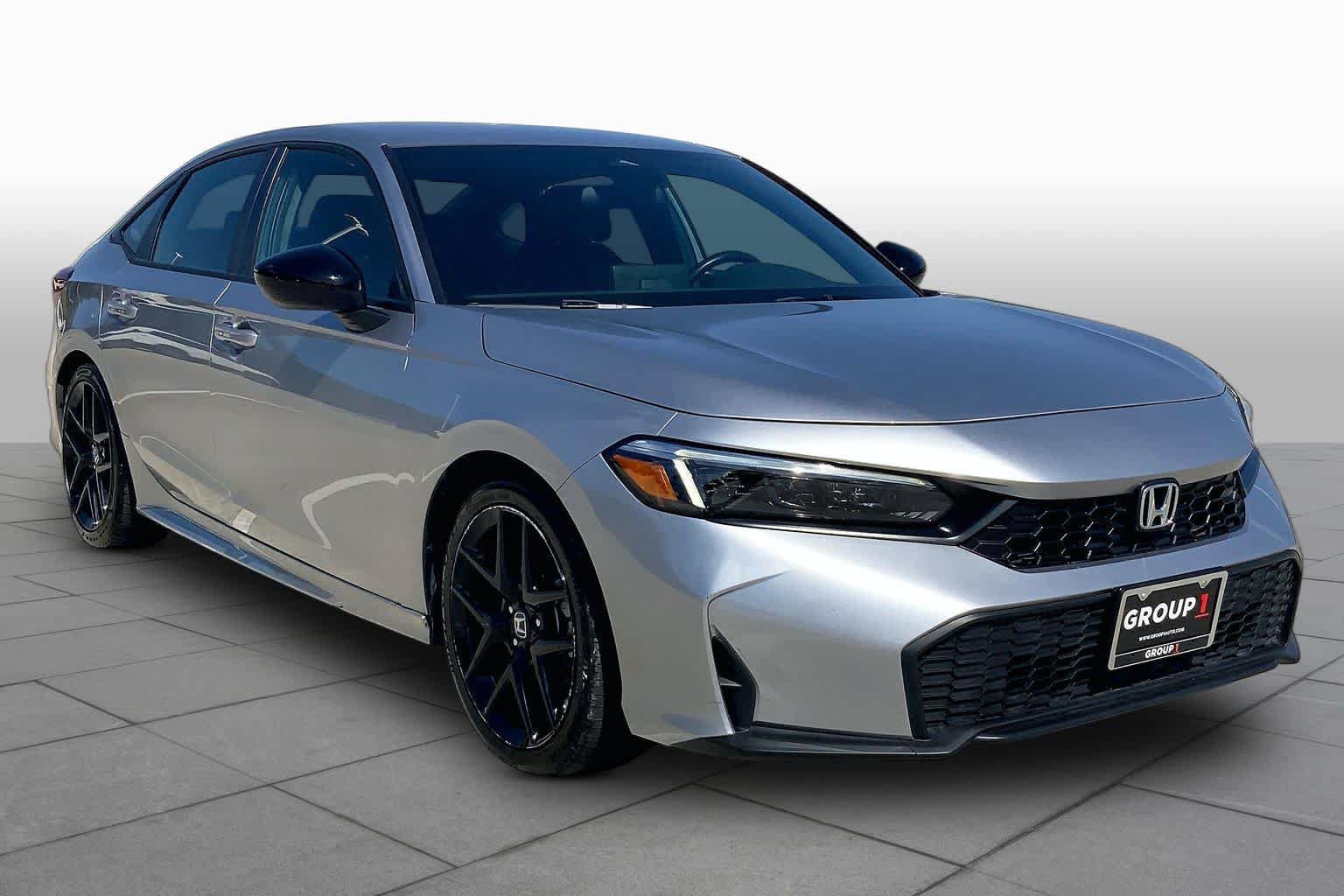 Used 2025 Honda Civic Sport image 2