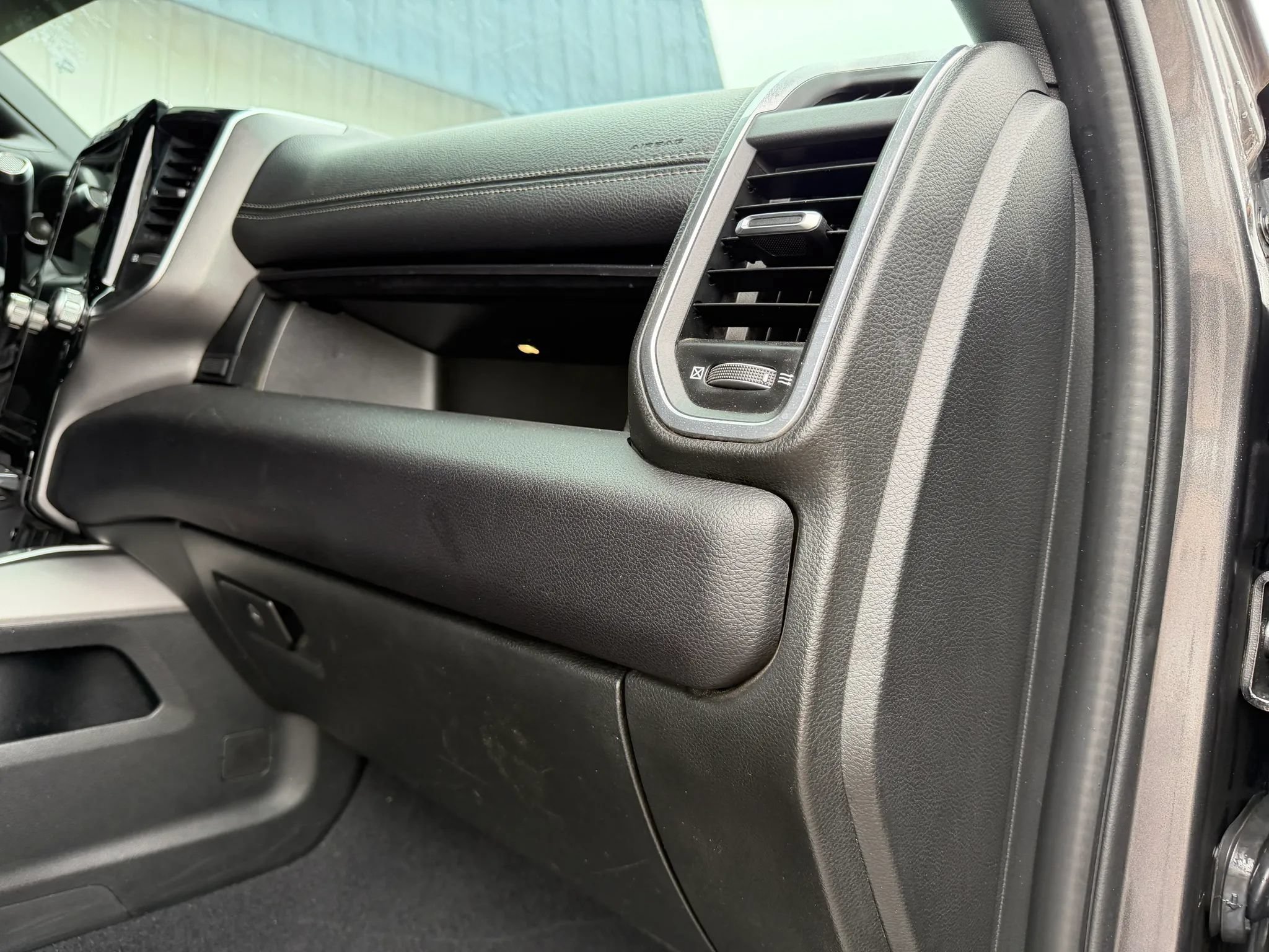 Used 2022 RAM 2500 Laramie AWD/4WD image 15