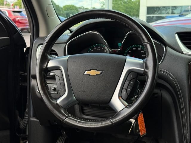 Used 2017 Chevrolet Traverse LT AWD/4WD image 6