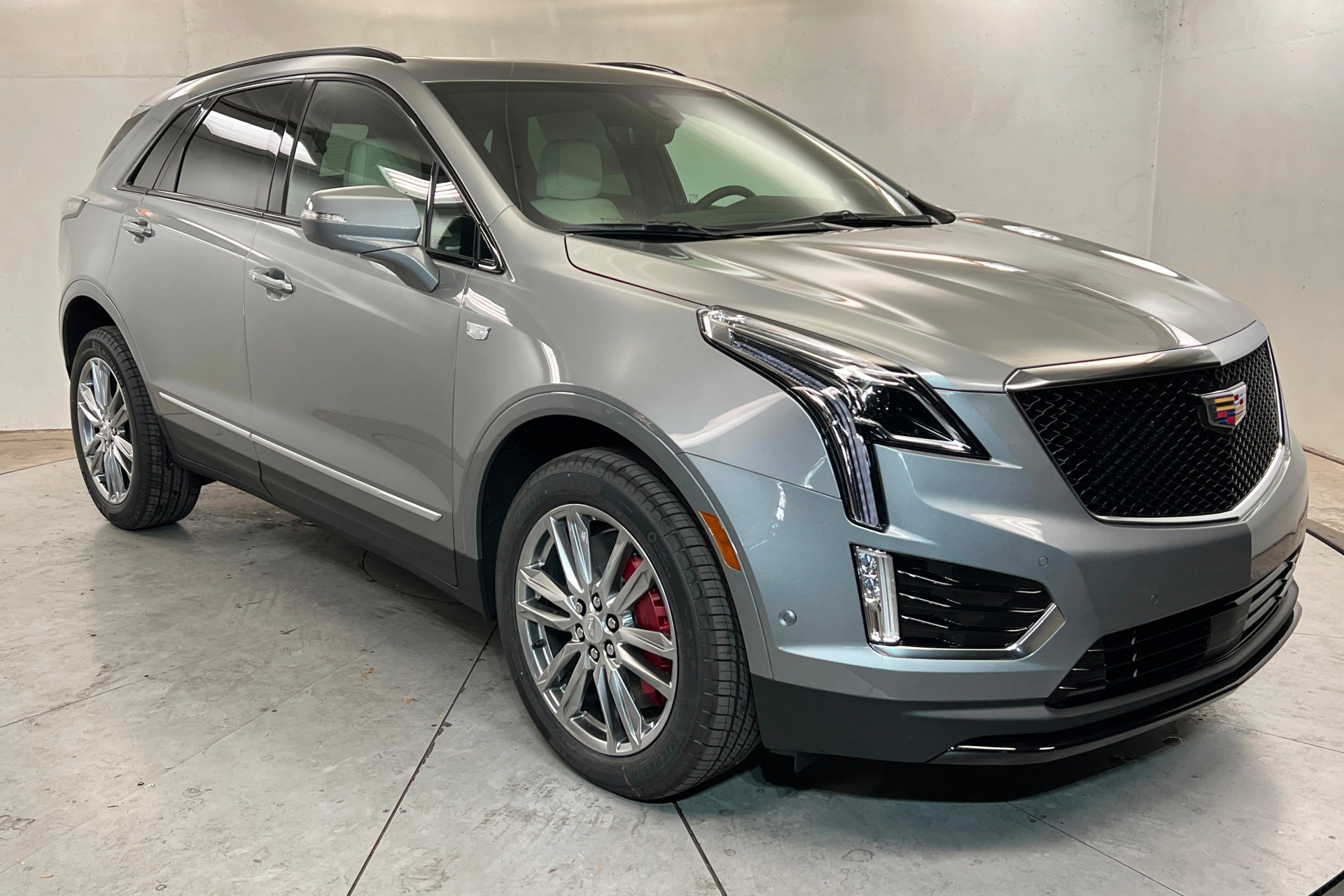 New 2026 Cadillac XT5 Sportv image 8