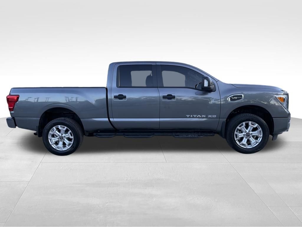 Used 2024 Nissan Titan SV w/ SV Convenience Package image 35