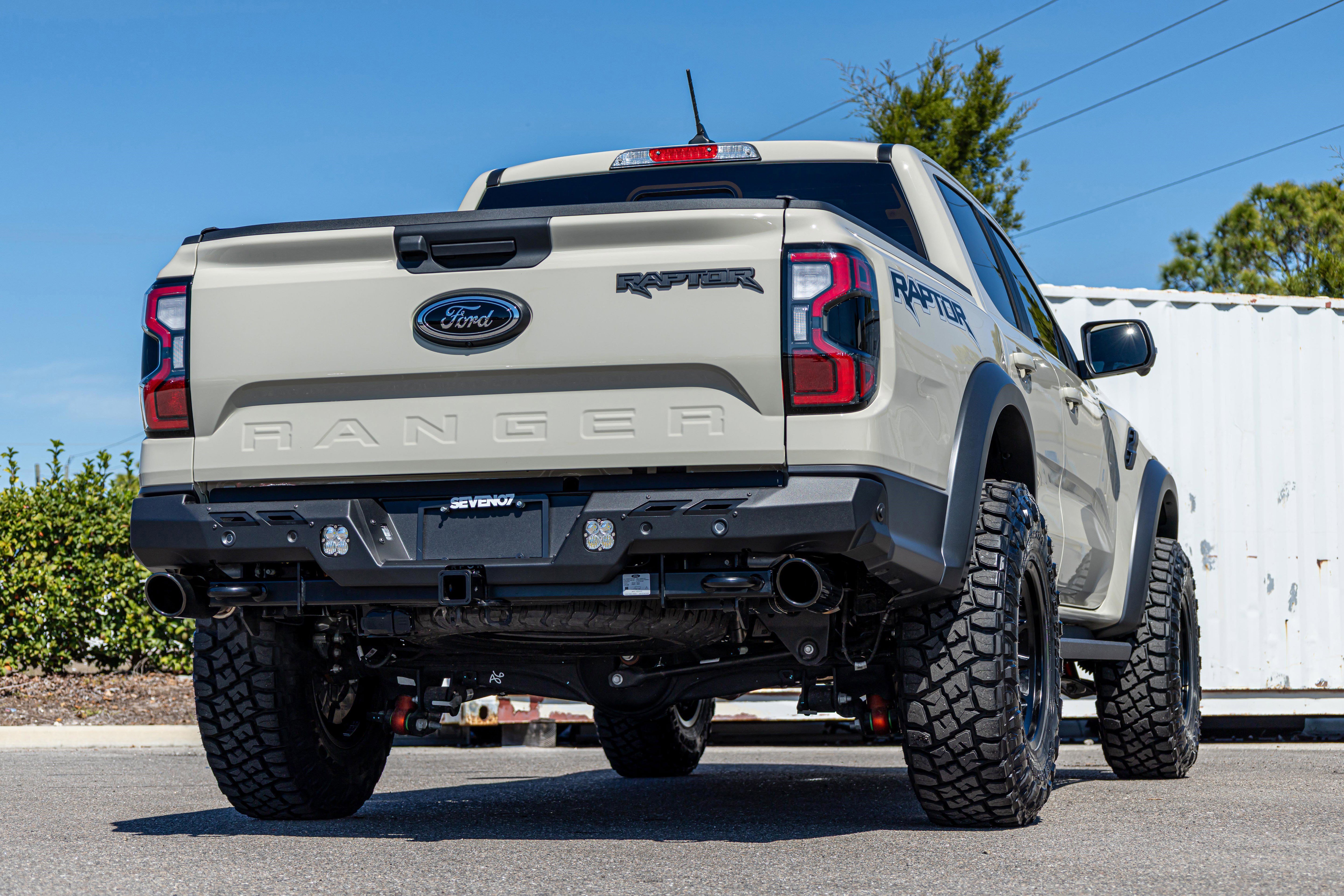 New 2025 Ford Ranger Raptor video 3