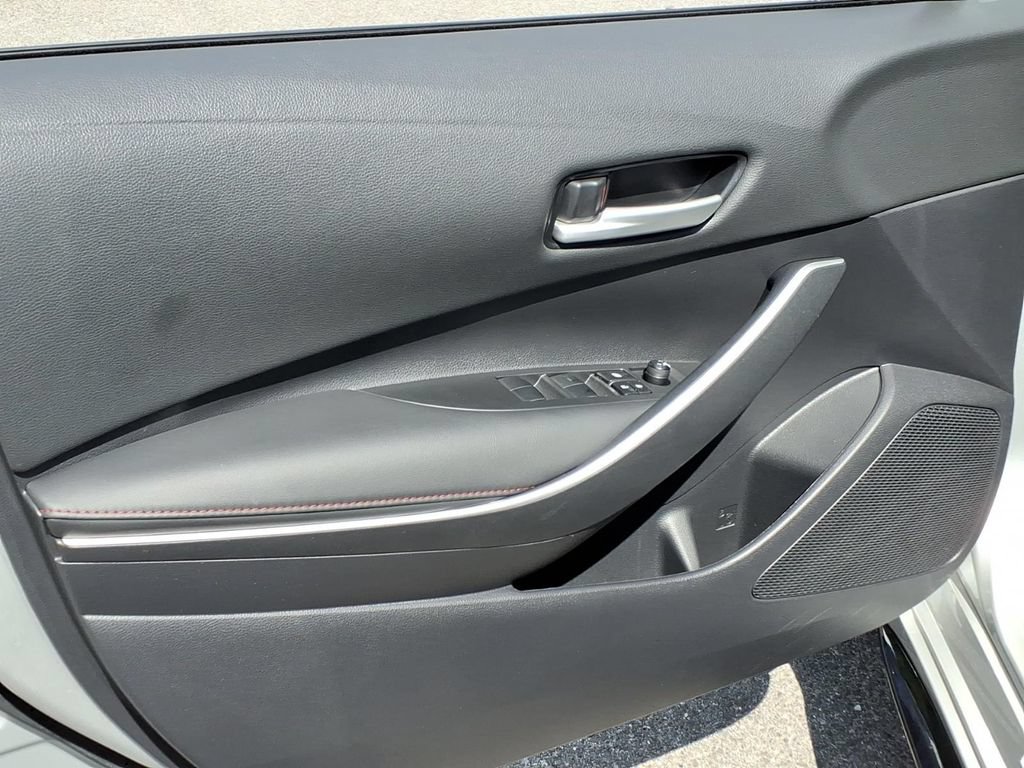 Used 2024 Toyota Corolla SE FWD image 15