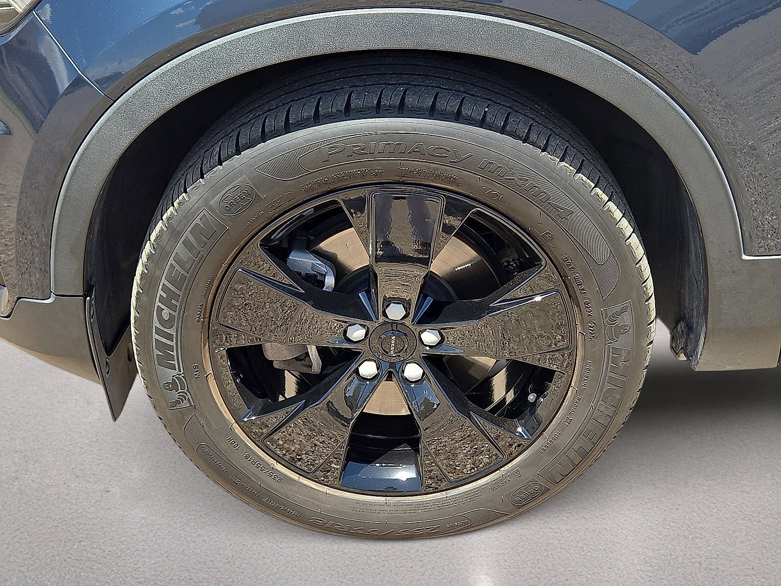 Used 2021 Volvo XC40 T4 Momentum FWD image 11