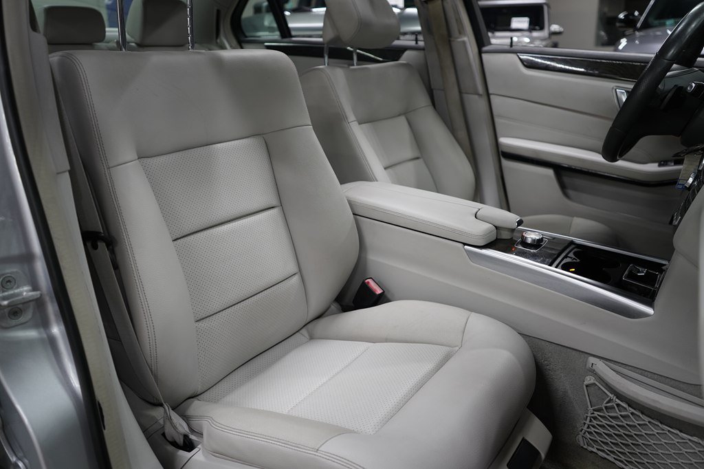 Used 2014 Mercedes-Benz E 350 Sedan w/ Premium 1 Package image 34