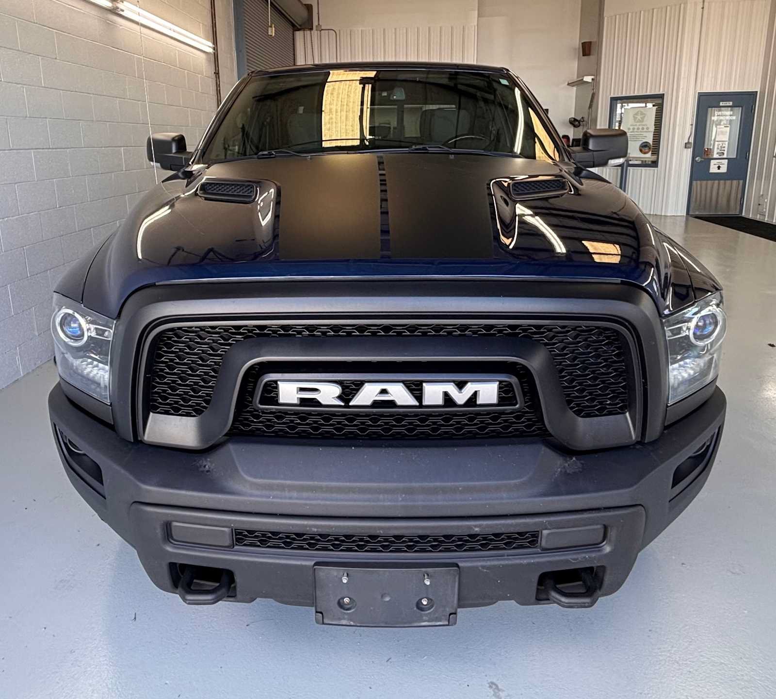 Used 2021 RAM 1500 Warlock AWD/4WD image 3