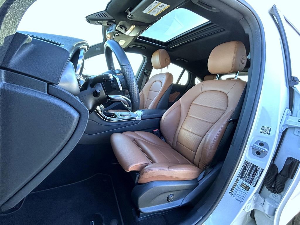 Used 2021 Mercedes-Benz GLC 300 4MATIC Coupe image 10