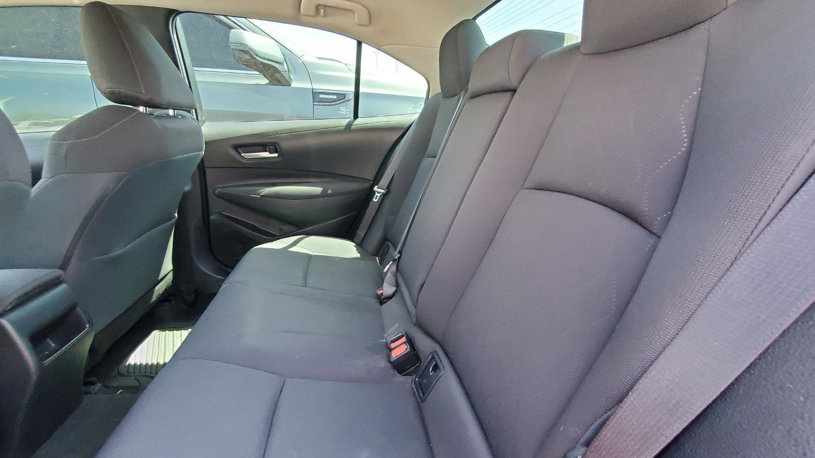 Used 2020 Toyota Corolla LE image 5