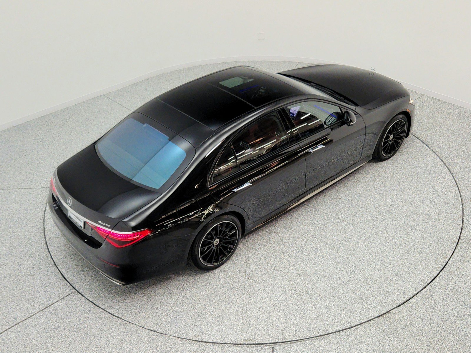 Certified 2024 Mercedes-Benz S 580e 4MATIC Sedan image 27