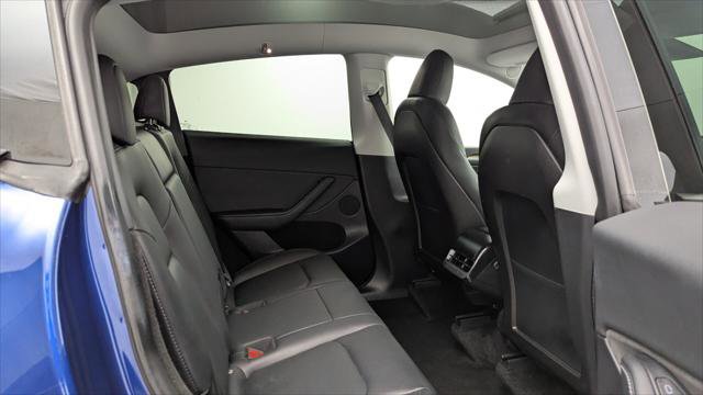 Used 2023 Tesla Model Y Long Range AWD/4WD image 17