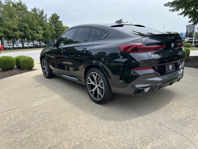 Used 2023 BMW X6 xDrive40i w/ M Sport Package AWD/4WD image 4