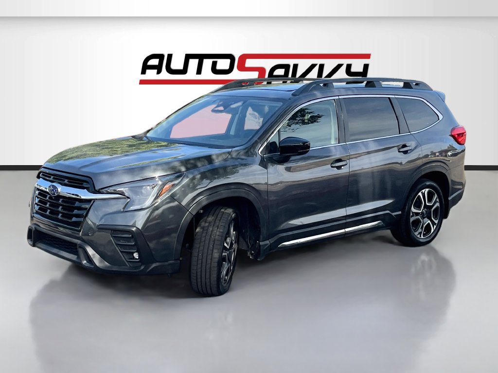 Used 2024 Subaru Ascent Limited w/ Technology Package AWD/4WD image 3