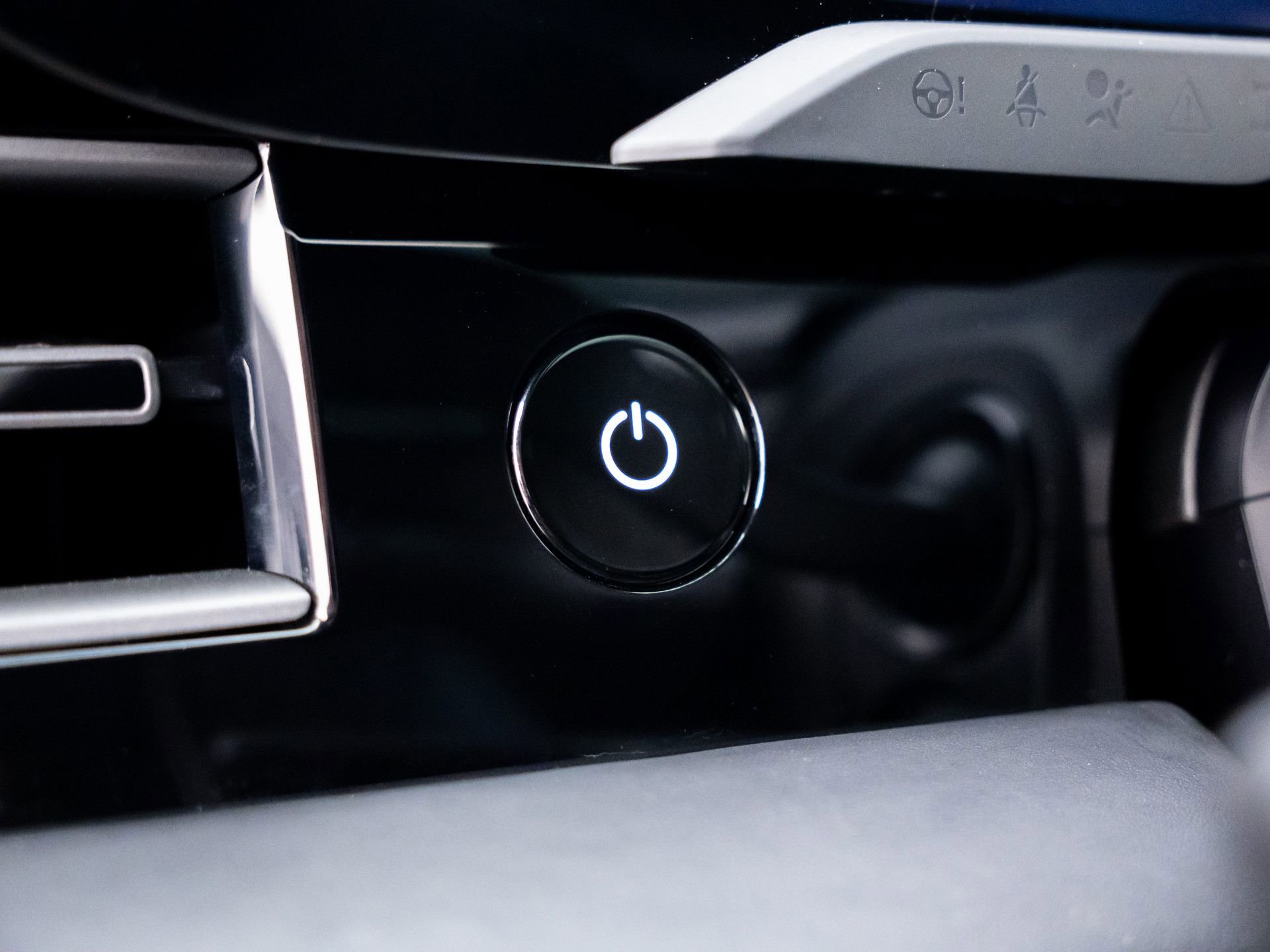 Used 2022 Porsche Taycan Turbo S image 20