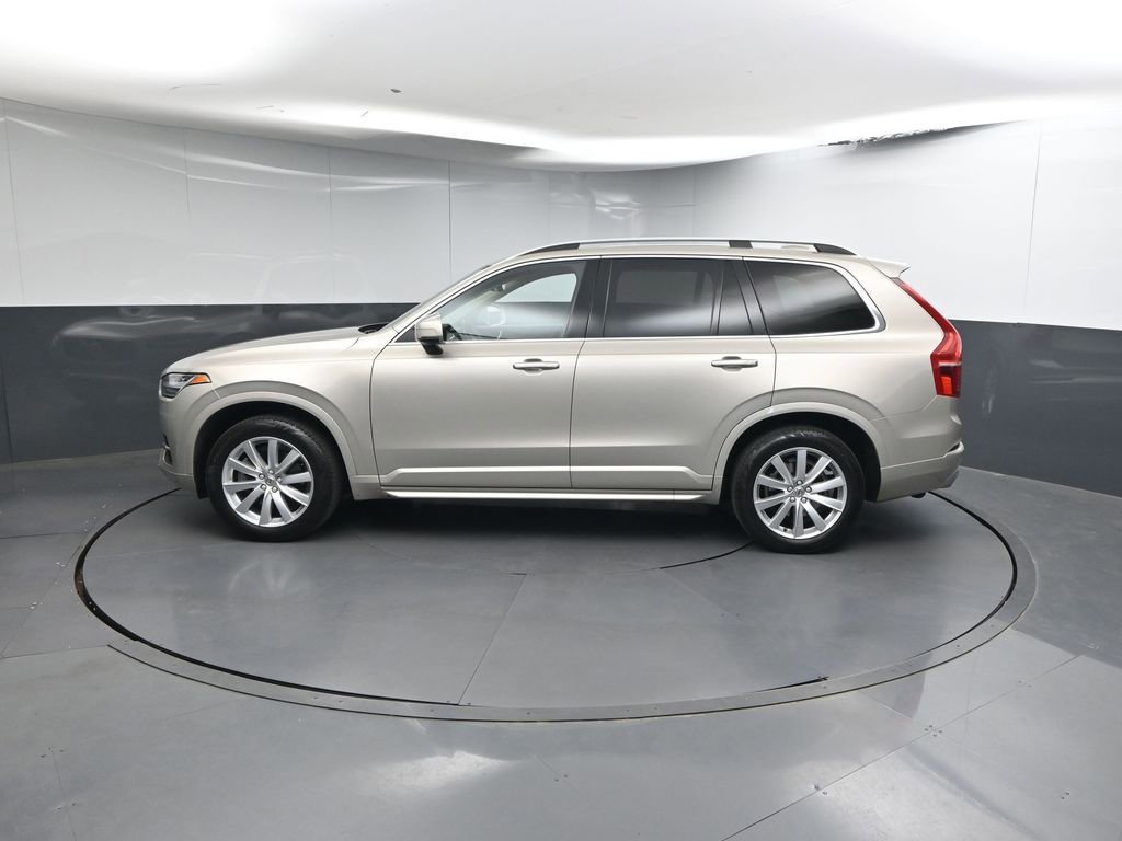 Used 2016 Volvo XC90 T6 Momentum w/ Momentum Plus Package image 2