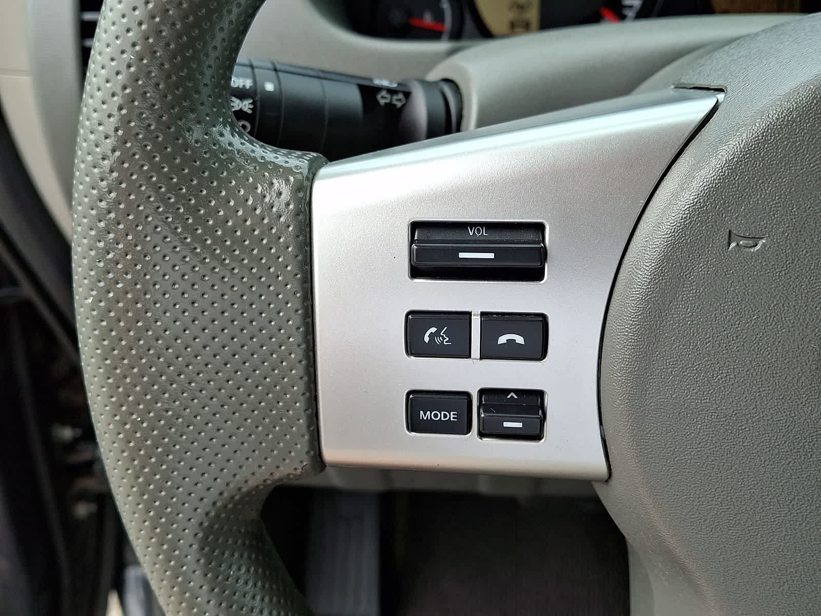 Used 2016 Nissan Frontier SV AWD/4WD image 21