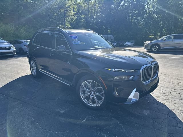 Used 2025 BMW X7 xDrive40i AWD/4WD image 11