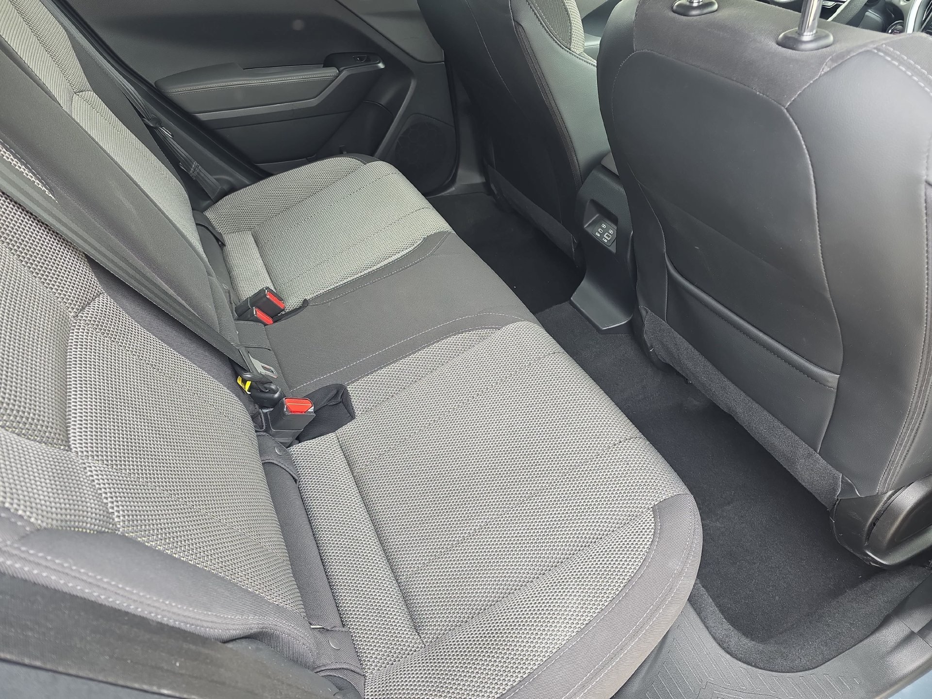 Used 2024 Subaru Crosstrek 2.0i Premium AWD/4WD image 11