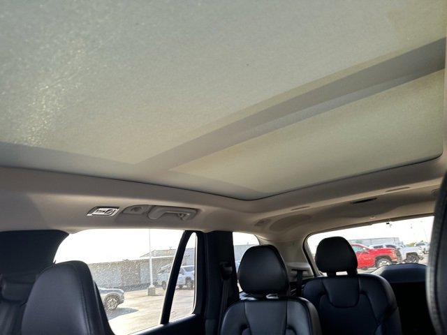 Used 2018 Volvo XC90 T5 Momentum w/ Convenience Package image 26
