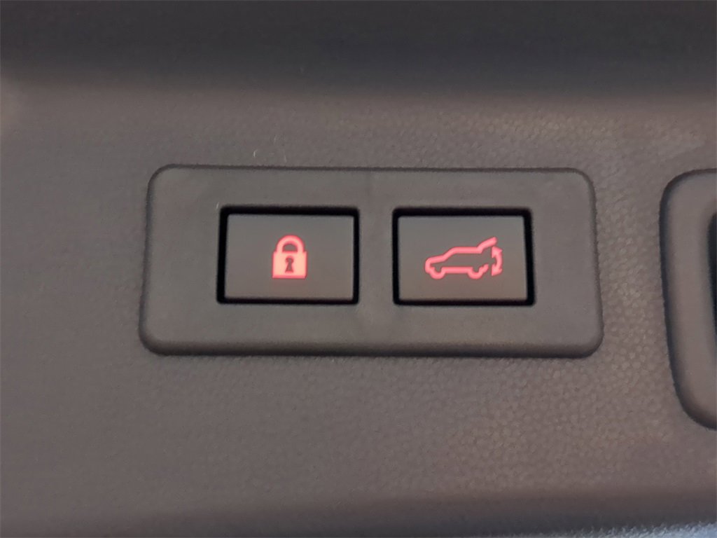 New 2026 Subaru Forester Touring image 9