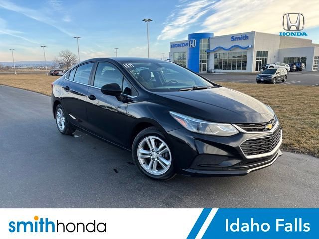 Used 2016 Chevrolet Cruze LT image 1